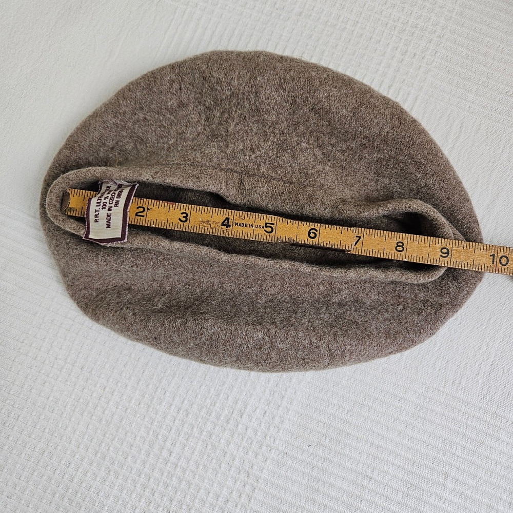 Vintage P.R.T. Ultrabasque 100% Wool‎ Beret Hat Beige Tan - Picture 13 of 13